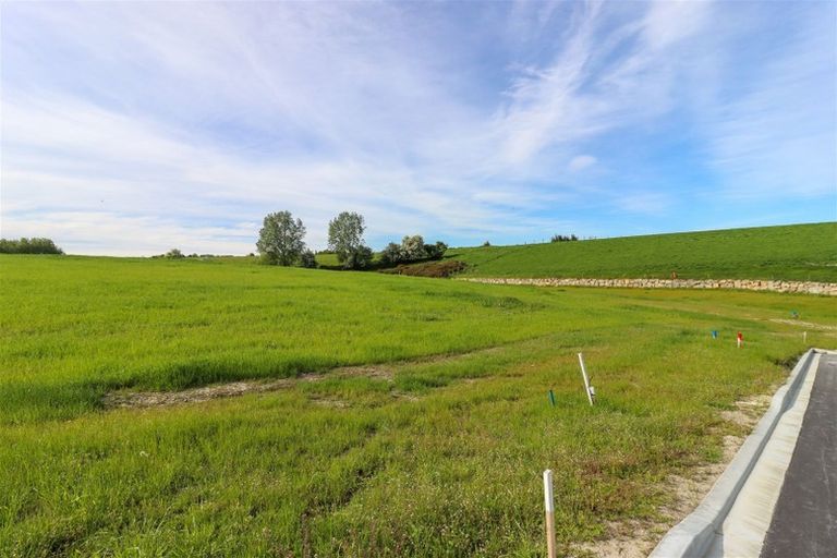 Photo of property in 9 Noia Way, Karaka, 2113