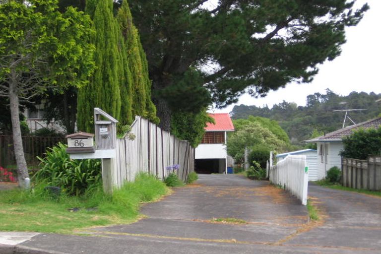 Photo of property in 1/86 Lynn Road, Bayview, Auckland, 0629