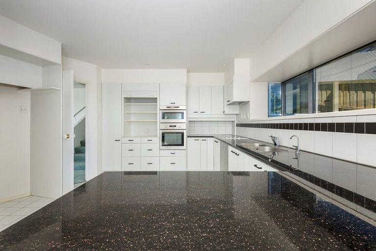 Photo of property in 1/2a Cracroft Terrace, Cashmere, Christchurch, 8022