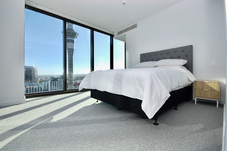 Photo of property in 12 Eric Price Avenue, Takapuna, Auckland, 0620
