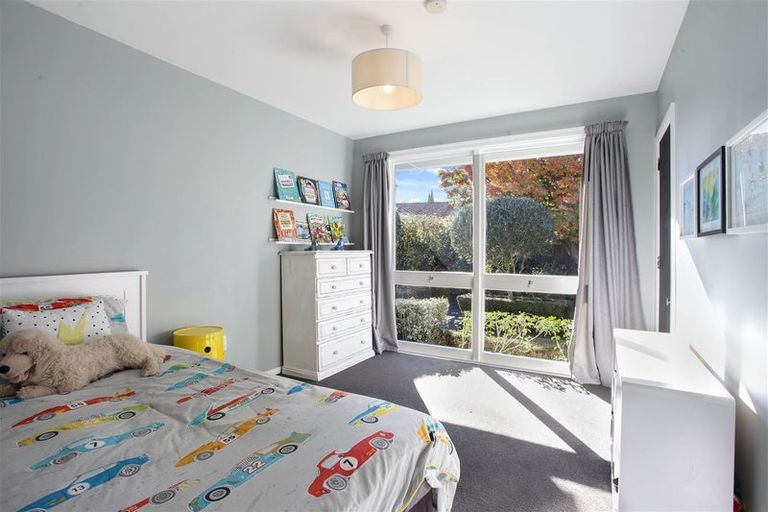 Photo of property in 35 Deepdale Street, Burnside, Christchurch, 8053