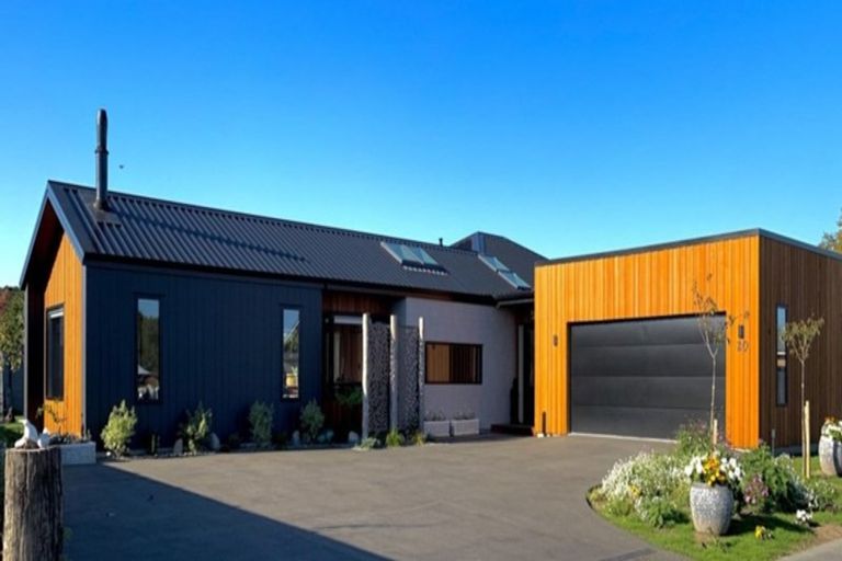 Photo of property in 20 Westwood Street, Greytown, 5712