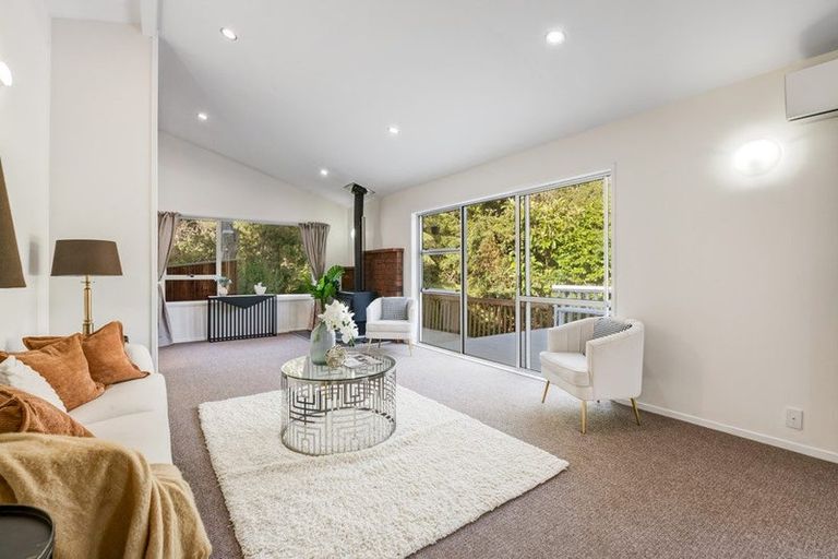 Photo of property in 12 Simon Ellice Drive, Bayview, Auckland, 0629