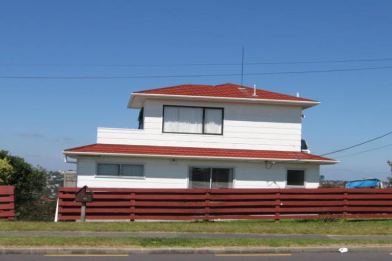 Photo of property in 1/148 Carlisle Road, Northcross, Auckland, 0632