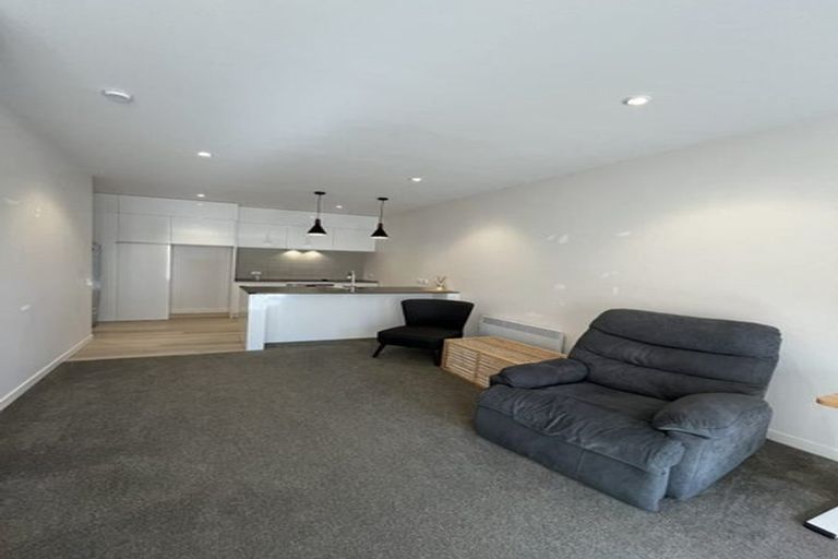 Photo of property in 17/6u Oswald Crescent, Paparangi, Wellington, 6037