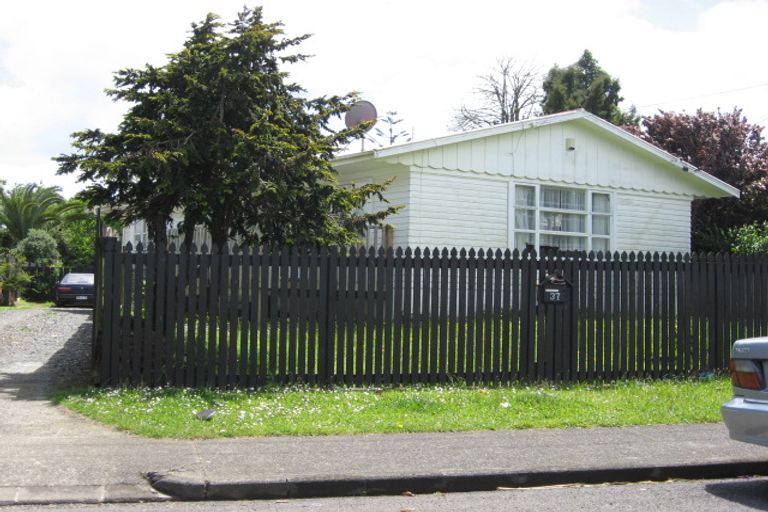 Photo of property in 1/37 Orchard Rise, Rosehill, Papakura, 2113
