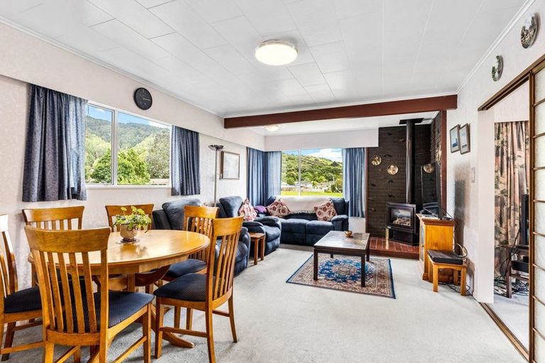 Photo of property in 20 Holland Street, Wainuiomata, Lower Hutt, 5014