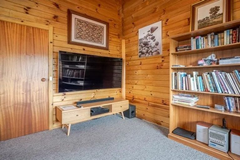 Photo of property in 3 Hempleman Drive, Akaroa, 7520