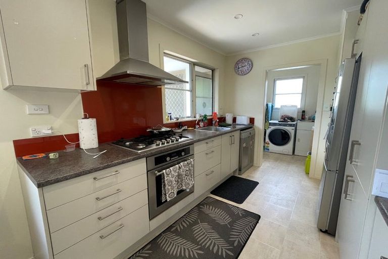 Photo of property in 8 Wyman Place, Pakuranga Heights, Auckland, 2010