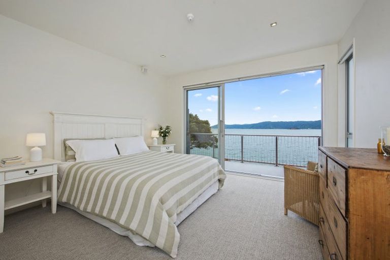 Photo of property in 3/363 Karaka Bay Road, Karaka Bays, Wellington, 6022