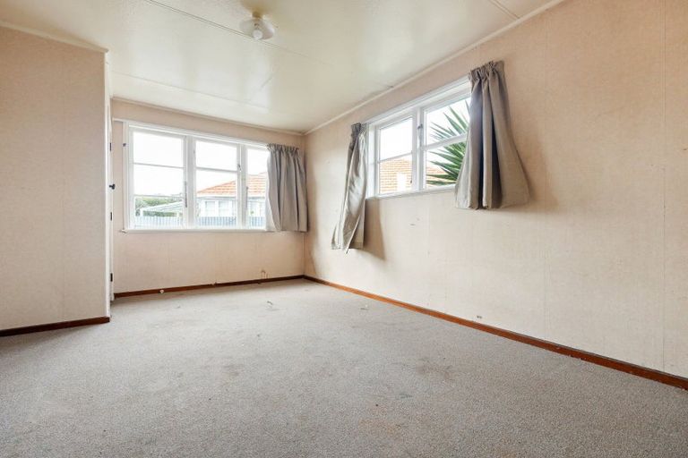 Photo of property in 8 Gardiner Place, Fairfield, Hamilton, 3214