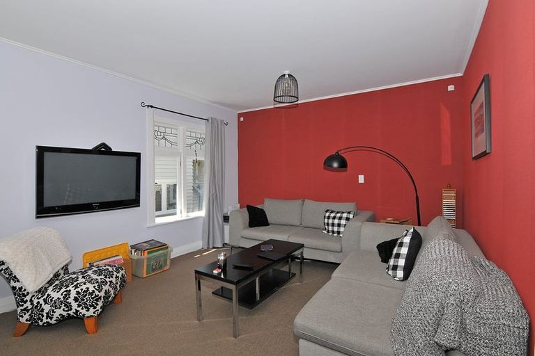 Photo of property in 1-3/100 Overtoun Terrace, Hataitai, Wellington, 6021