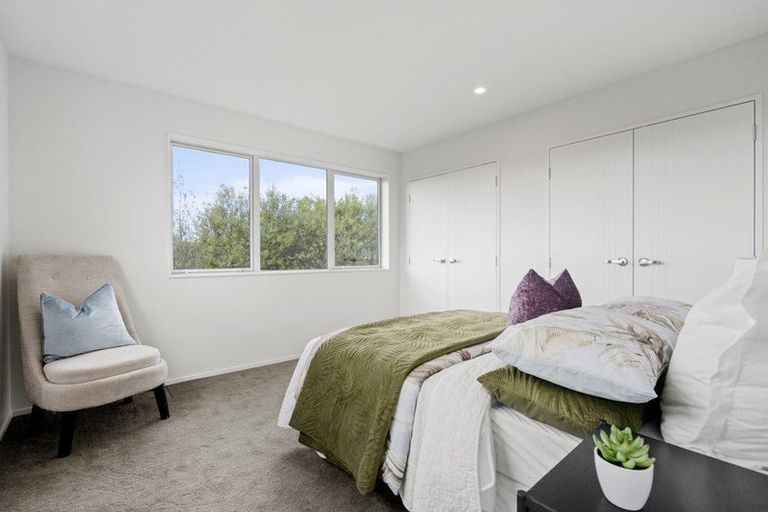 Photo of property in 47a Reynella Drive, Massey, Auckland, 0614