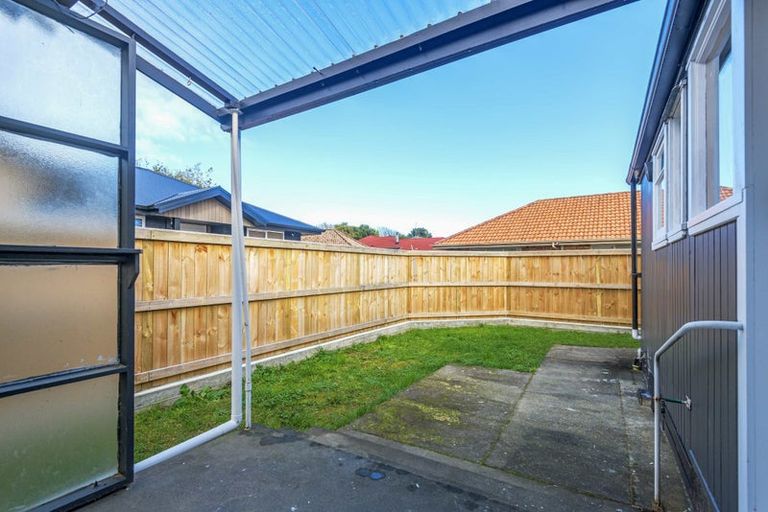 Photo of property in 50 Pahiatua Street, Hokowhitu, Palmerston North, 4410