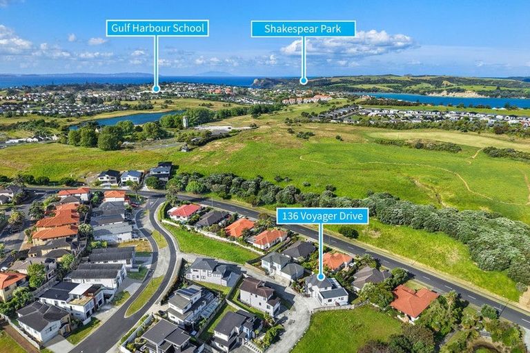 Photo of property in 136 Voyager Drive, Gulf Harbour, Whangaparaoa, 0930