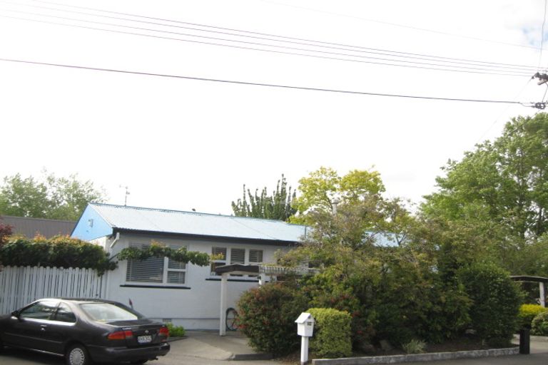 Photo of property in 39 Somerset Crescent, Spreydon, Christchurch, 8024