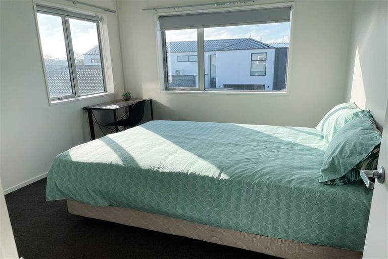 Photo of property in 2/49 Maxwell Street, Riccarton, Christchurch, 8041