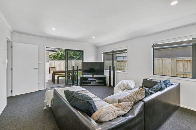 Photo of property in 58 Marion Crescent, Papamoa Beach, Papamoa, 3118