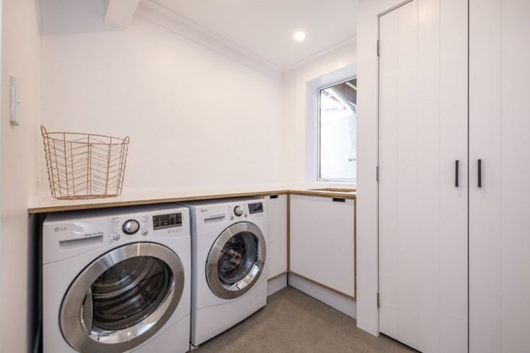 Photo of property in 1 Queen Street, Riverhead, 0820