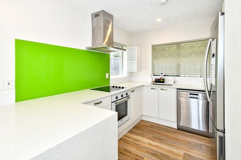 Photo of property in 128a Gloucester Road, Manurewa, Auckland, 2102