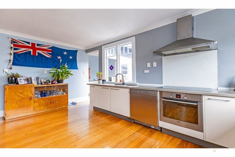 Photo of property in 21 Parsonage Road, Waimate, 7924