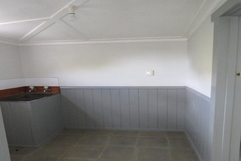 Photo of property in 83 Mangorei Road, Strandon, New Plymouth, 4312