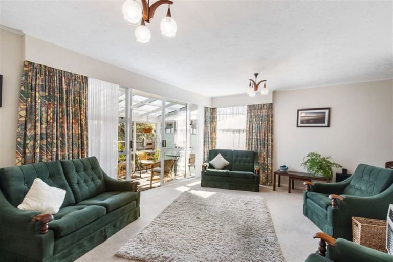 Photo of property in 1 Jay Street, Paparangi, Wellington, 6037