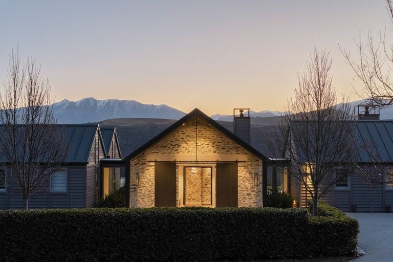 Photo of property in 10 Wilding Road, Lake Hayes, Queenstown, 9371