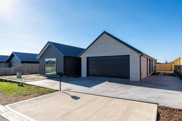 Photo of property in 34 Greenway Crescent, Hope, Richmond, 7020