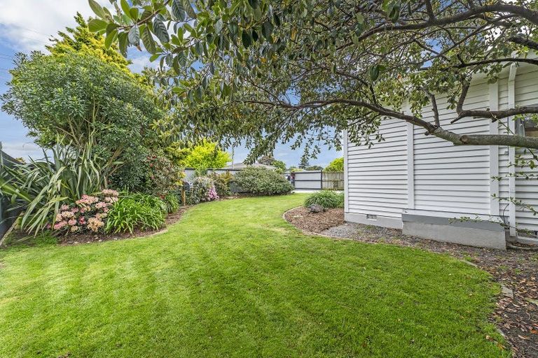 Photo of property in 10 Woodville Street, Leeston, 7632