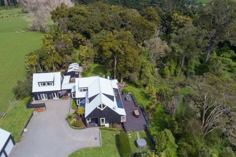 Photo of property in 499 Sandon Road, Feilding, 4779