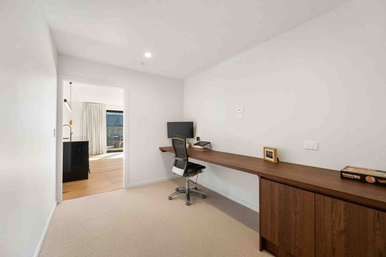 Photo of property in 6 Moonstone Street, Albert Town, Wanaka, 9305
