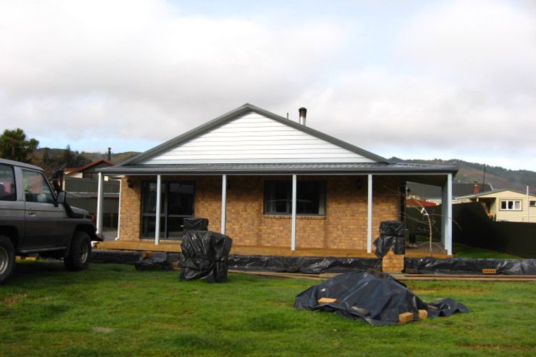 Photo of property in 5 Munson Street, Reefton, 7830