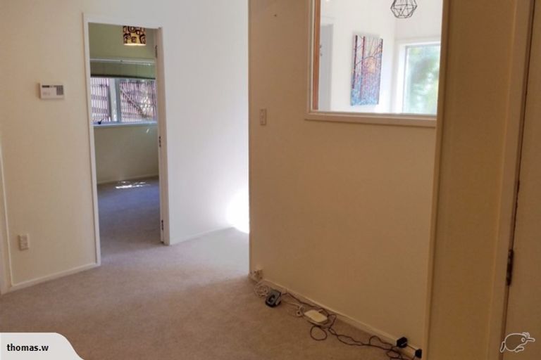 Photo of property in 6 Lemnos Place, Titirangi, Auckland, 0604