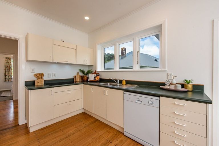 Photo of property in 139 Campbell Street, Karori, Wellington, 6012