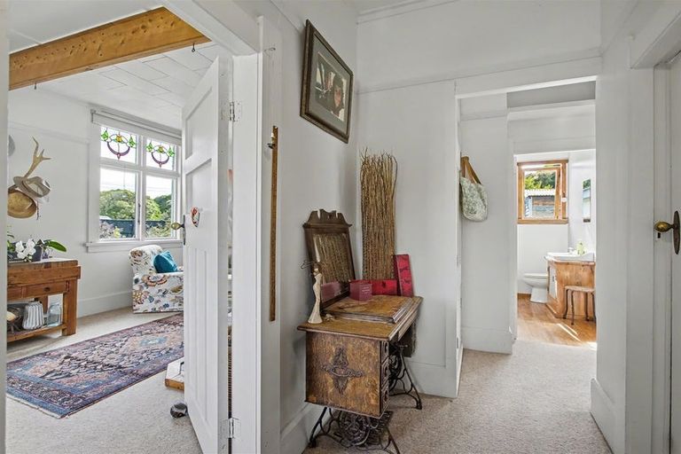 Photo of property in 5 River Road, Hector, 7822