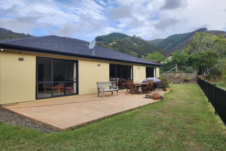Photo of property in 1 Frenchay Drive, Atawhai, Nelson, 7010