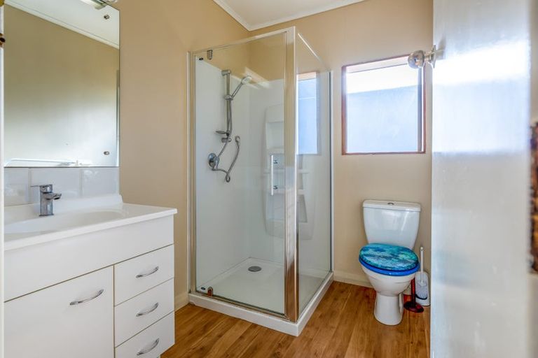 Photo of property in 47a Glengarry Road, Glen Eden, Auckland, 0602