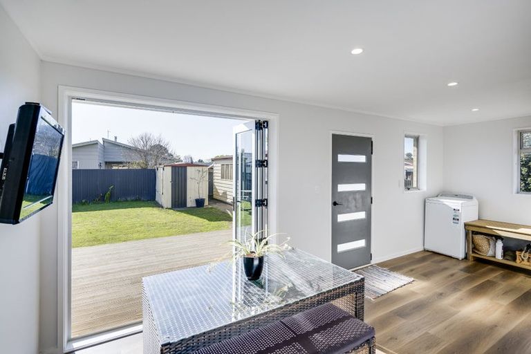 Photo of property in 8 Lyttelton Crescent, Tamatea, Napier, 4112