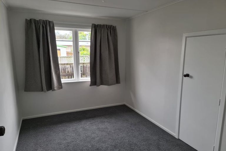 Photo of property in 86 Rata Road, Raumati Beach, Paraparaumu, 5032