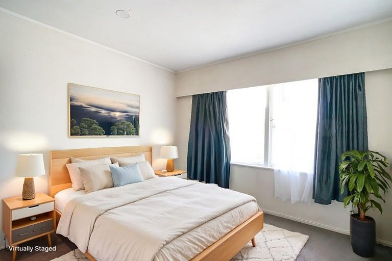 Photo of property in 2/19 Central Avenue, Papatoetoe, Auckland, 2025