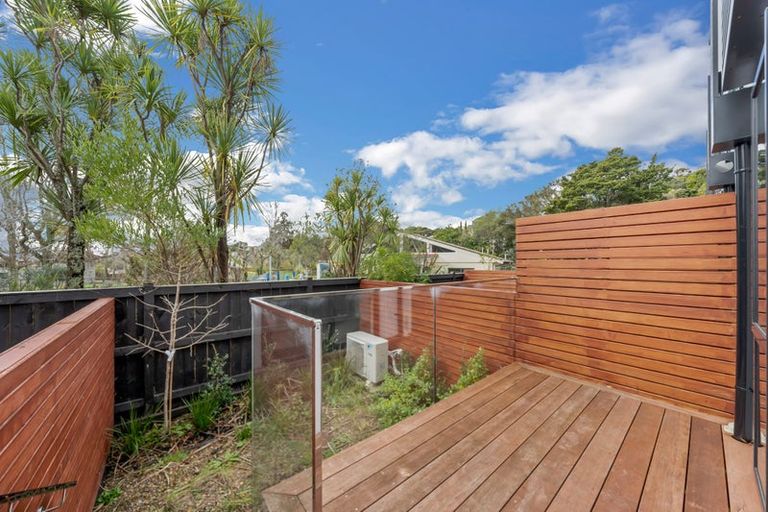 Photo of property in 7c Agincourt Street, Glenfield, Auckland, 0629