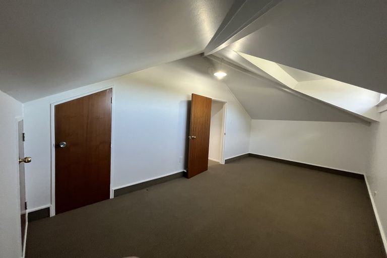 Photo of property in 4/15 Upper Lewisville Terrace, Thorndon, Wellington, 6011