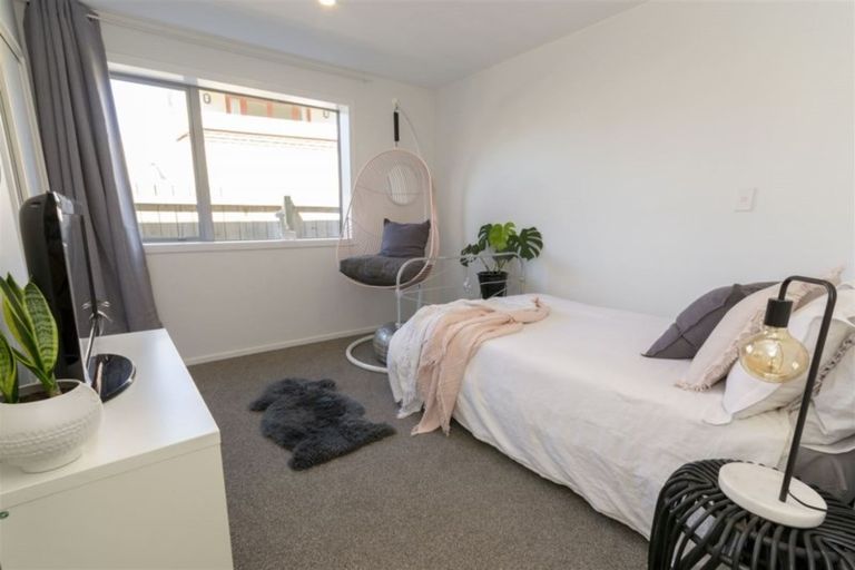 Photo of property in 33 Goodwood Close, Rangiora, 7400