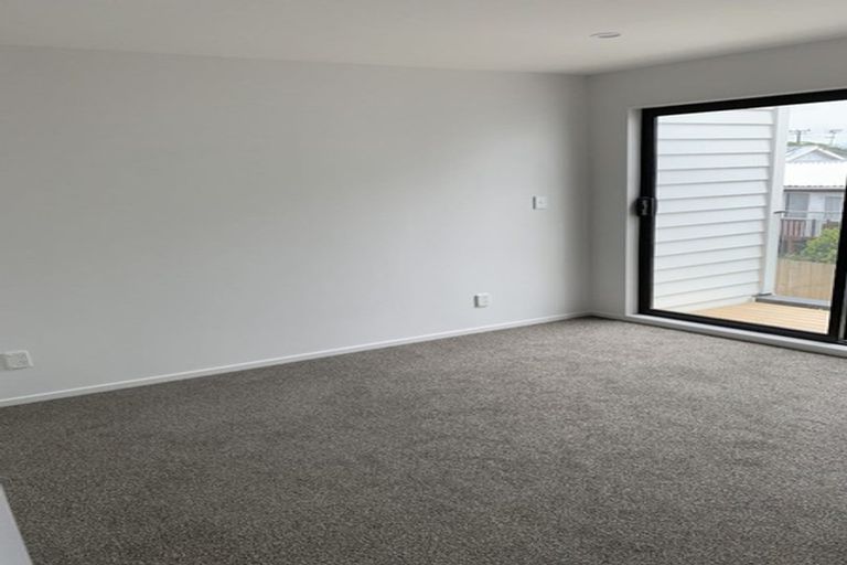 Photo of property in 799b Te Atatu Road, Te Atatu Peninsula, Auckland, 0610