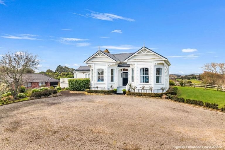 Photo of property in 43 Colombo Road, Waiuku, 2123