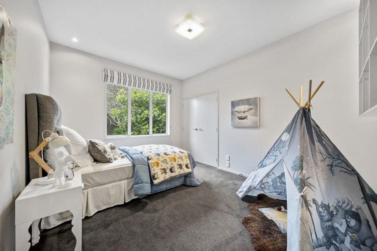 Photo of property in 10 Lake Drive, Karaka, Papakura, 2113