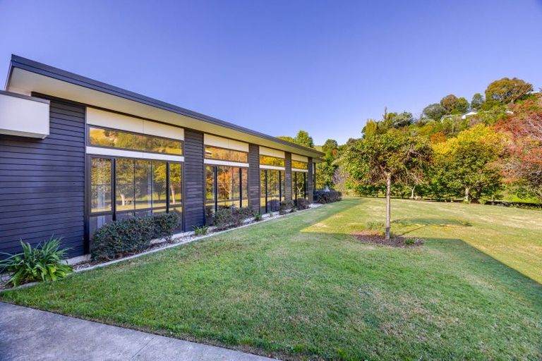 Photo of property in 80 Kent Terrace, Taradale, Napier, 4112