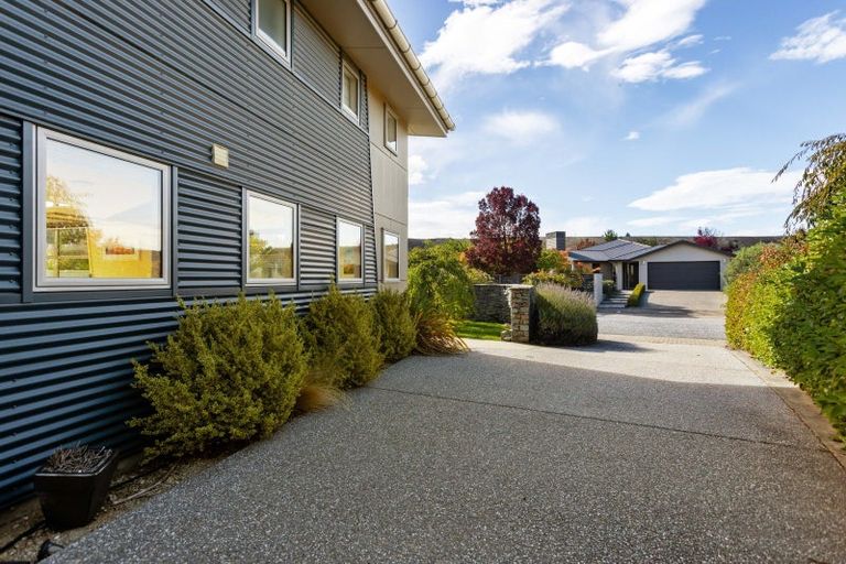 Photo of property in 28 Chandler Crescent, Clyde, 9330