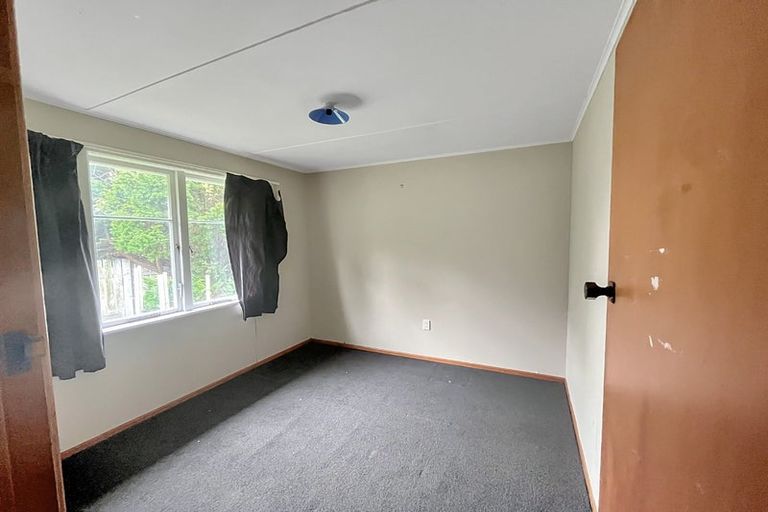 Photo of property in 32 Roberts Line, Kelvin Grove, Palmerston North, 4414